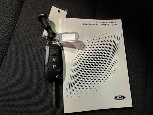 2025 Ford Maverick XL