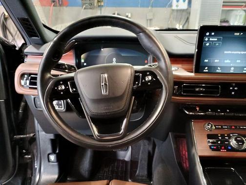 2022 Lincoln Aviator Reserve AWD