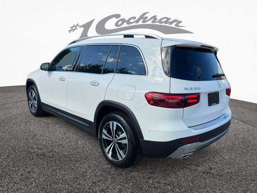 2026 Mercedes-Benz GLB 250 4MATIC