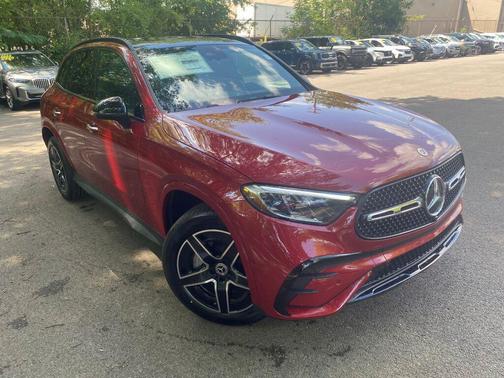 2025 Mercedes-Benz GLC 300 4MATIC