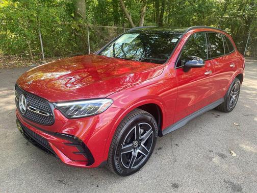 2025 Mercedes-Benz GLC 300 4MATIC