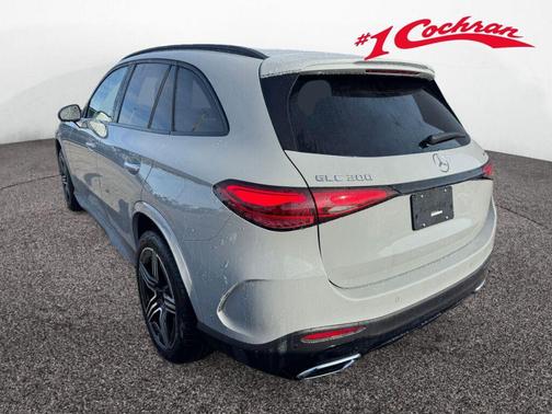 2026 Mercedes-Benz GLC 300 4MATIC