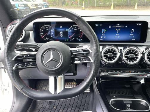 Polar White 2024 Mercedes-Benz CLA 250 4MATIC