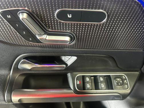 2021 Mercedes-Benz GLB 250 4MATIC