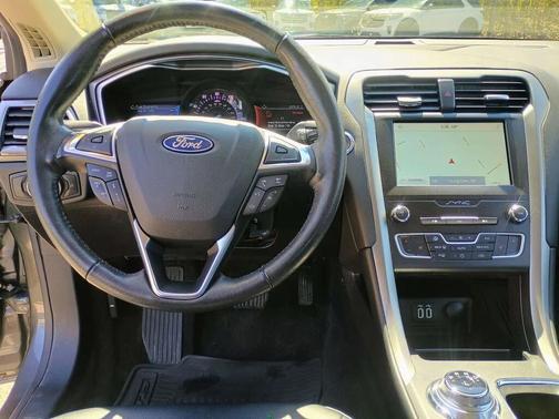 2020 Ford Fusion SEL