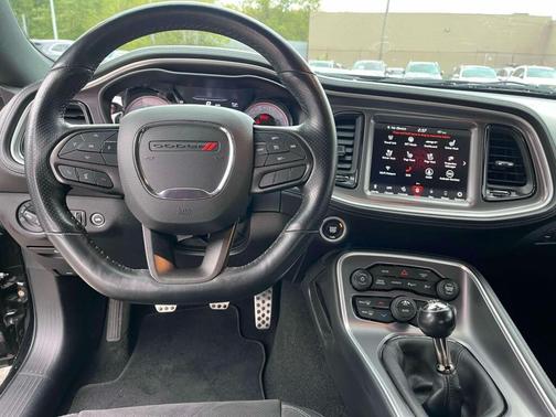 Pitch Black Clearcoat 2021 Dodge Challenger R/T Scat Pack
