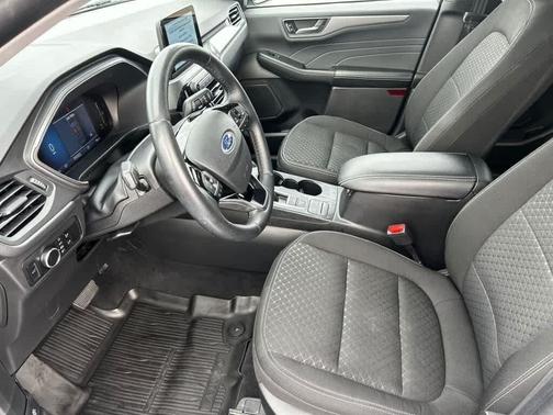 Carbonized Gray Metallic 2023 Ford Escape Active