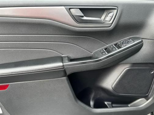 Carbonized Gray Metallic 2023 Ford Escape Active