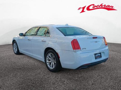 2015 Chrysler 300C Base