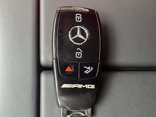 Selenite Grey Metallic 2026 Mercedes-Benz AMG GLE 53 4MATIC+