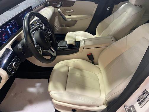 2023 Mercedes-Benz CLA 250 4MATIC