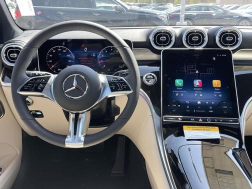 Graphite Grey Metallic 2026 Mercedes-Benz GLC 300 4MATIC