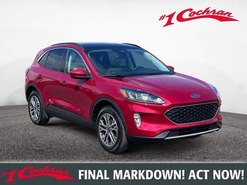 Rapid Red Metallic Tinted Clearcoat 2022 Ford Escape SEL