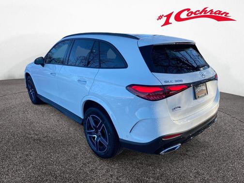 2026 Mercedes-Benz GLC 300 4MATIC