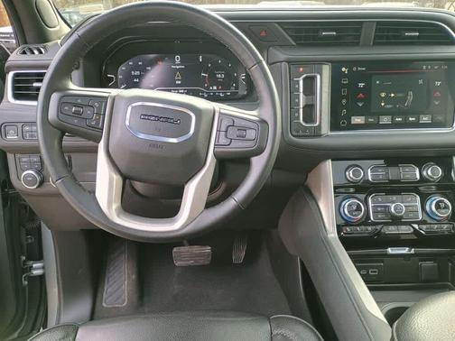 Sterling Metallic 2024 GMC Yukon XL Denali