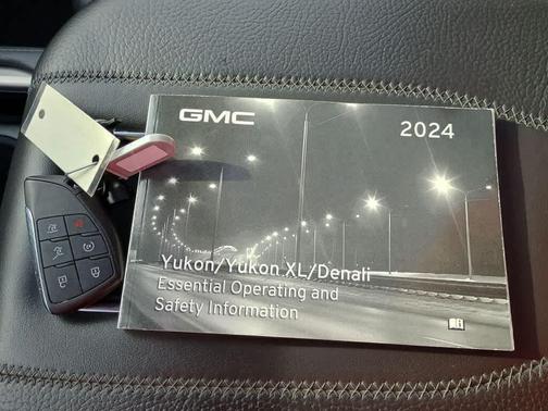 Sterling Metallic 2024 GMC Yukon XL Denali