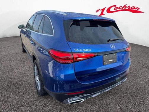 2026 Mercedes-Benz GLC 300 4MATIC