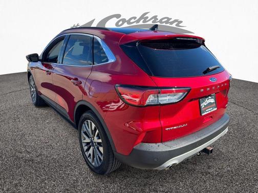 2022 Ford Escape Titanium