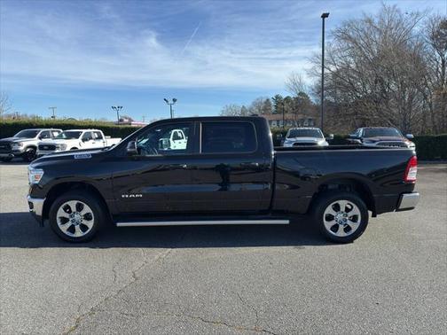 2024 RAM 1500 Big Horn Crew Cab 4x4 64' Box