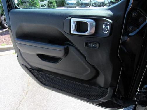 2021 Jeep Gladiator Sport S 4x4