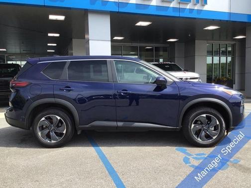Deep Ocean Blue Pearl 2025 Nissan Rogue SV
