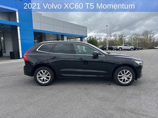 2021 Volvo XC60 T5 Momentum
