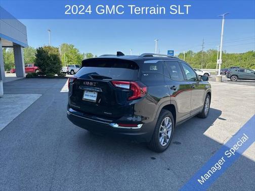 2024 GMC Terrain SLT