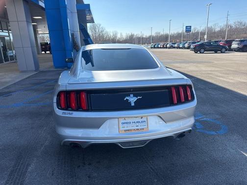2016 Ford Mustang V6
