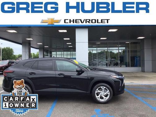 Mosaic Black Metallic 2026 Chevrolet Trax LS