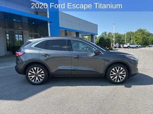 2020 Ford Escape Titanium