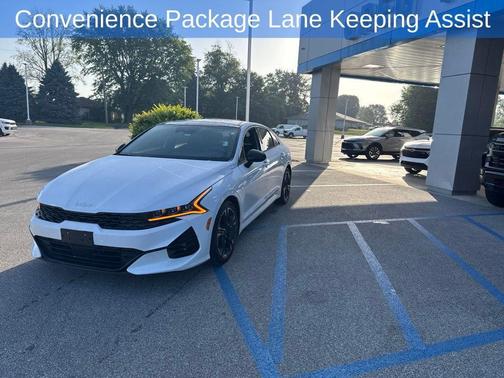 Glacial White Pearl 2024 Kia K5 GT-Line