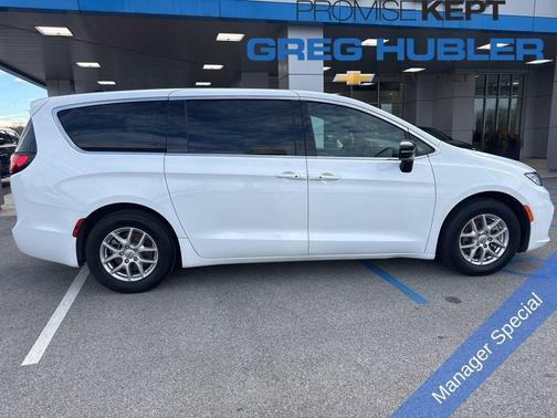 2025 Chrysler Pacifica L