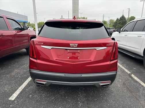 2022 Cadillac XT5 Premium Luxury