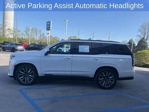 Crystal White Tricoat 2022 Cadillac Escalade Sport Platinum