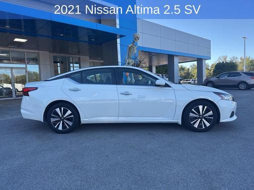 2021 Nissan Altima 2.5 SV