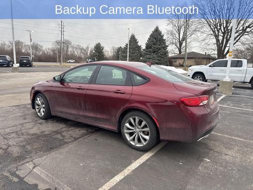 2016 Chrysler 200 S
