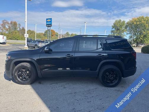 2023 GMC Acadia AWD AT4