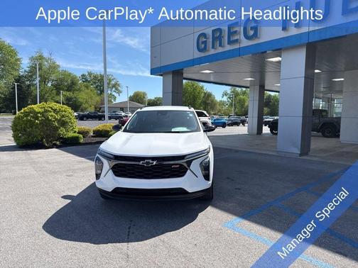 Summit White 2024 Chevrolet Trax FWD 2RS