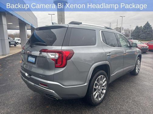 2023 GMC Acadia Denali