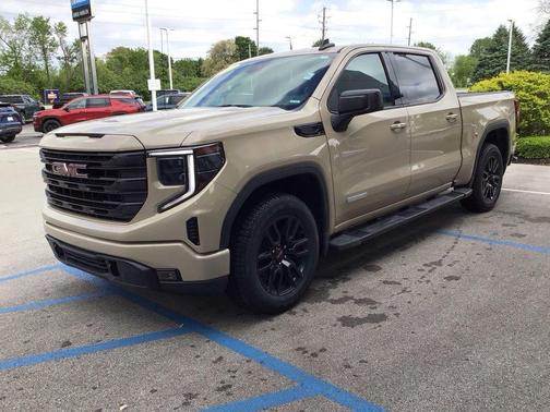 Desert Sand Metallic 2022 GMC Sierra 1500 Elevation