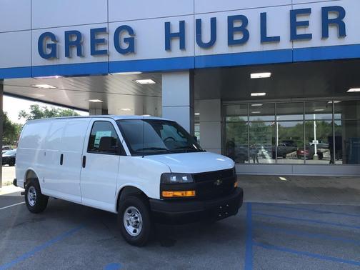 Summit White 2026 Chevrolet Express 2500 LT