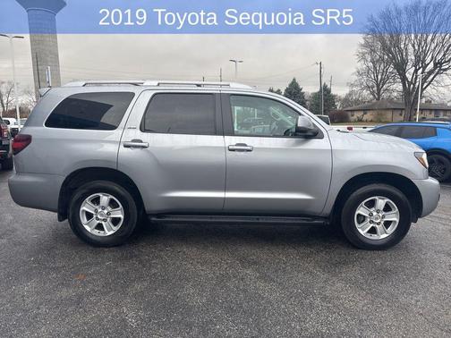 2019 Toyota Sequoia SR5