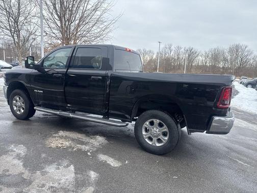 2025 RAM 2500 Big Horn Crew Cab 4x4 6'4' Box