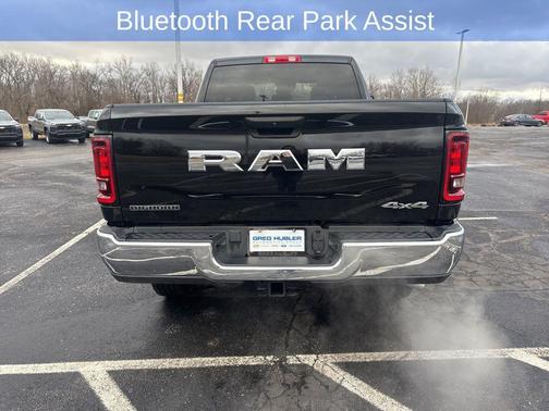 2025 RAM 2500 Big Horn Crew Cab 4x4 6'4' Box