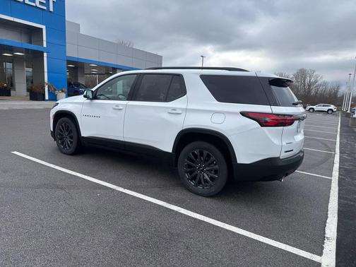 2022 Chevrolet Traverse RS