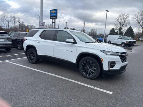2022 Chevrolet Traverse RS