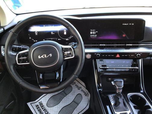 Panthera Metal 2023 Kia Carnival SX Prestige