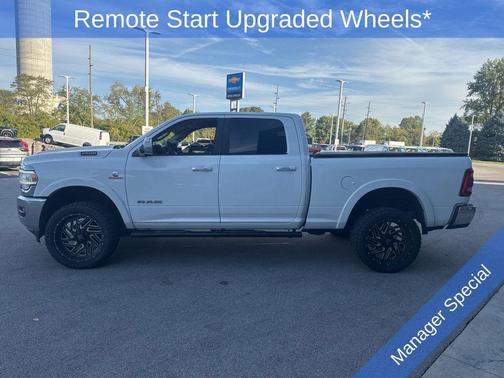 2020 RAM 2500 Laramie Crew Cab 4X4 6'4' Box