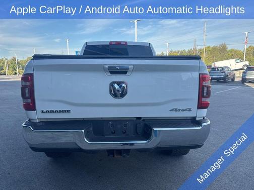 2020 RAM 2500 Laramie Crew Cab 4X4 6'4' Box