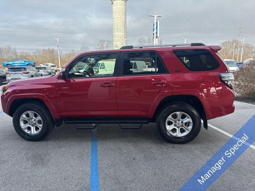 2023 Toyota 4Runner SR5